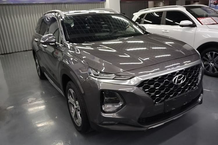 Used Hyundai Santa Fe 2020 380 TGDi Automatic All-Wheel Drive DLX HTRAC Prestige PLUS Front Right 45 Deg
