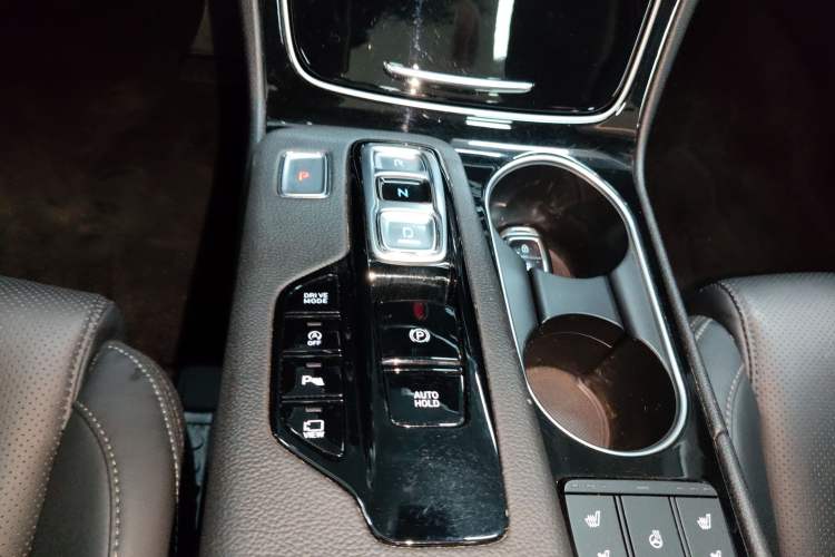 Used Hyundai Santa Fe 2020 380 TGDi Automatic Two-Wheel Drive TOP Flagship Edition Gear Lever