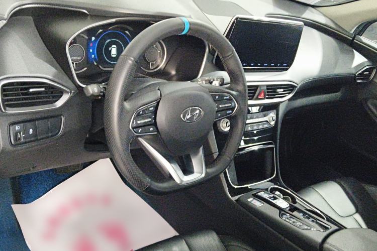 Used Hyundai Santa Fe 2020 380 TGDi Automatic Two-Wheel Drive GLS Luxury Edition Interior 2