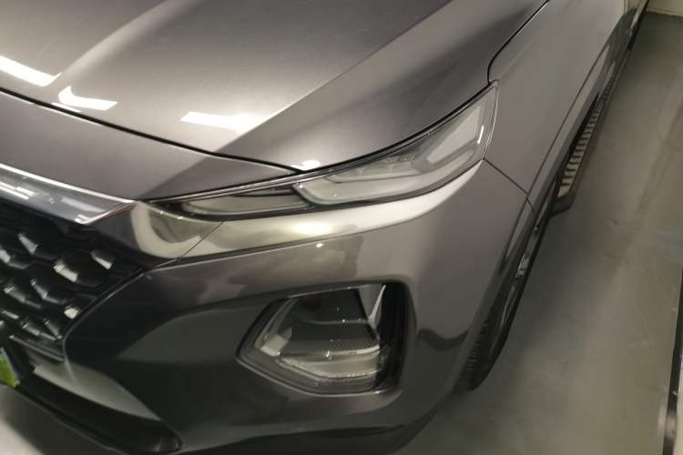 Used Hyundai Santa Fe 2020 380 TGDi Automatic All-Wheel Drive DLX HTRAC Prestige Edition Left Front Headlight