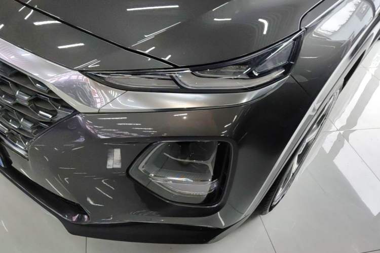 Used Hyundai Santa Fe 2020 380 TGDi Automatic All-Wheel Drive DLX HTRAC Prestige Edition Left Front Headlight