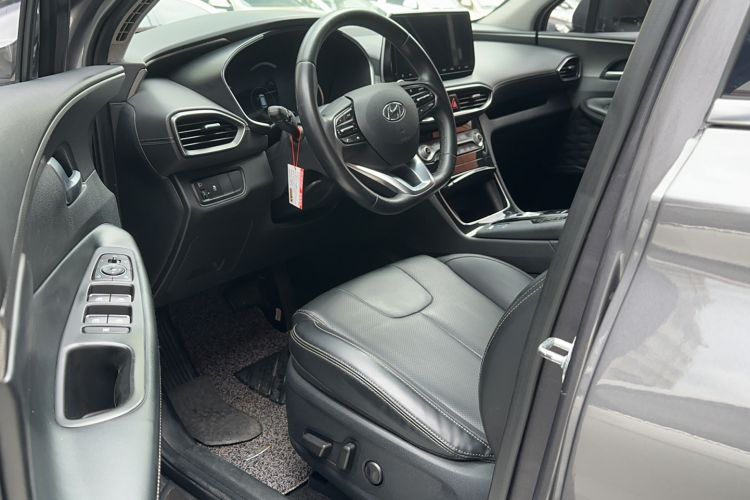 Used Hyundai Santa Fe 2020 380 TGDi Automatic Two-Wheel Drive GLS Luxury Edition Left Front Seat