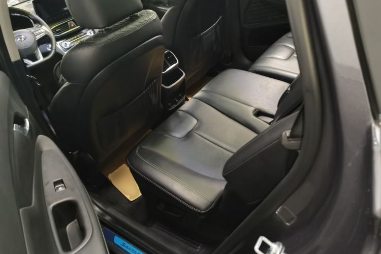 Used Hyundai Santa Fe 2020 380 TGDi Automatic All-Wheel Drive DLX HTRAC Prestige Edition Left Rear Seat
