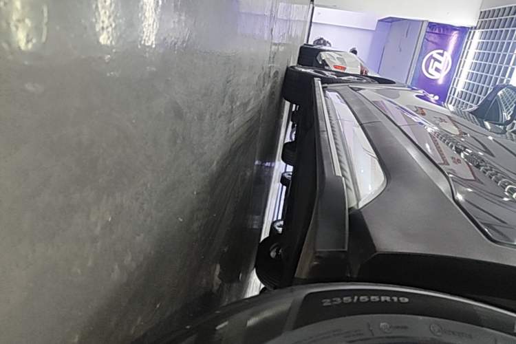 Used Hyundai Santa Fe 2020 380 TGDi Automatic All-Wheel Drive DLX HTRAC Prestige PLUS Left Side Sill