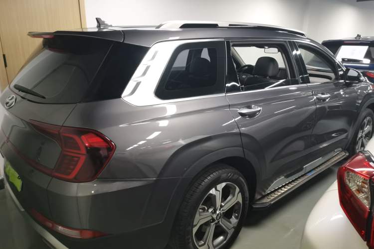 Used Hyundai Santa Fe 2020 380 TGDi Automatic All-Wheel Drive DLX HTRAC Prestige Edition Rear Right 45 Deg