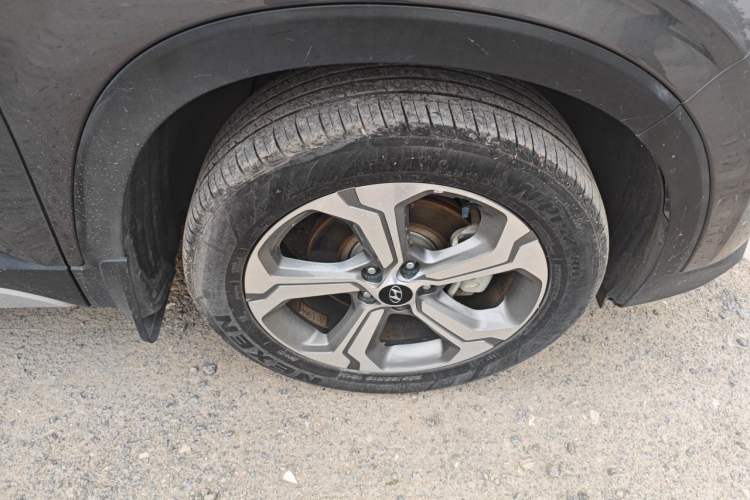 Used Hyundai Santa Fe 2020 380 TGDi Automatic Two-Wheel Drive GLS Luxury Edition Right Front Wheel Hub