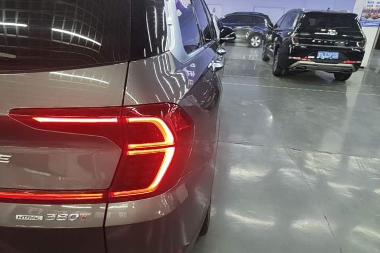 Used Hyundai Santa Fe 2020 380 TGDi Automatic All-Wheel Drive DLX HTRAC Prestige PLUS Right Rear Taillight