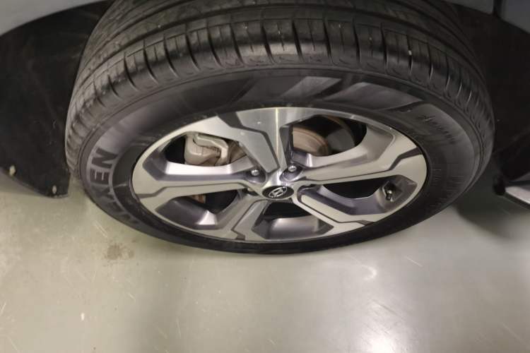 Used Hyundai Santa Fe 2020 380 TGDi Automatic All-Wheel Drive DLX HTRAC Prestige Edition Right Rear Wheel Hub