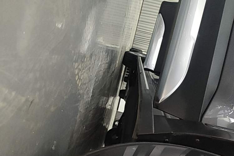 Used Hyundai Santa Fe 2020 380 TGDi Automatic All-Wheel Drive DLX HTRAC Prestige PLUS Right Side Sill
