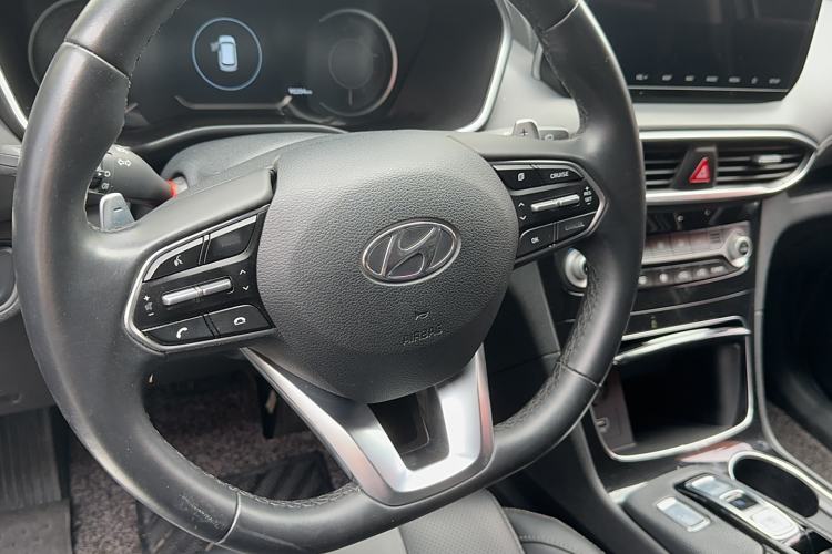 Used Hyundai Santa Fe 2020 380 TGDi Automatic Two-Wheel Drive GLS Luxury Edition Steering Wheel