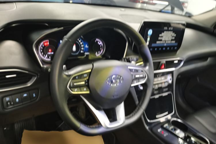 Used Hyundai Santa Fe 2020 380 TGDi Automatic All-Wheel Drive DLX HTRAC Prestige Edition Steering Wheel