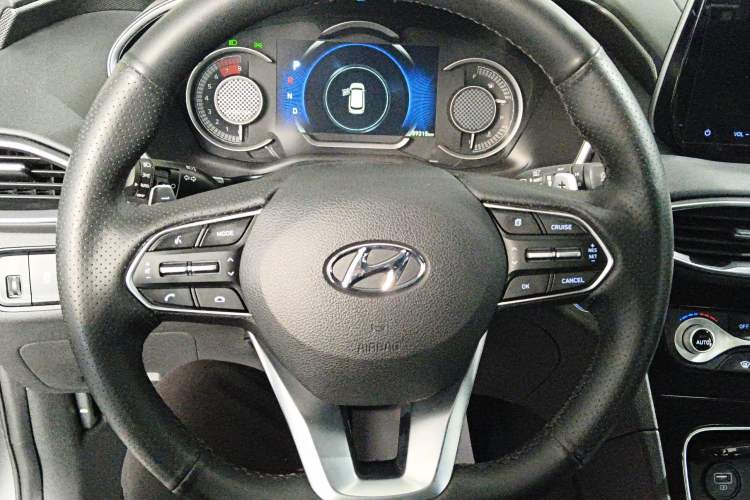 Used Hyundai Santa Fe 2020 380 TGDi Automatic Two-Wheel Drive GLS Luxury Edition Steering Wheel