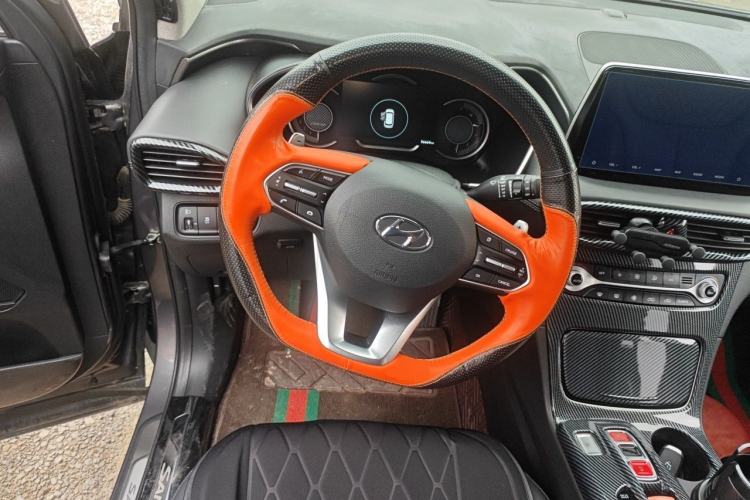 Used Hyundai Santa Fe 2020 380 TGDi Automatic Two-Wheel Drive GLS Luxury Edition Steering Wheel