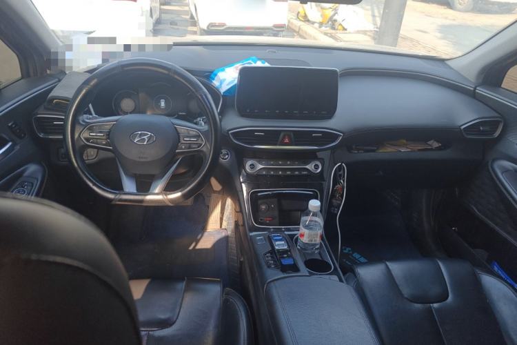 Used Hyundai Santa Fe 2020 380 TGDi Automatic All-Wheel Drive DLX HTRAC Prestige PLUS Center Console