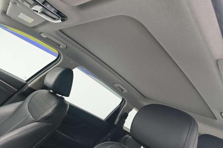 Used Hyundai Santa Fe 2020 380 TGDi Automatic Two-Wheel Drive GLS Luxury Edition Headliner