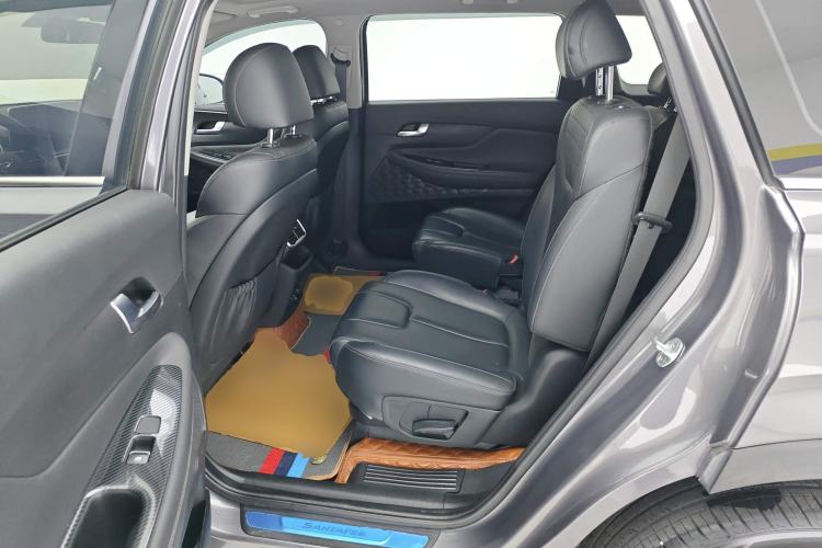 Used Hyundai Santa Fe 2020 380 TGDi Automatic Two-Wheel Drive GLS Luxury Edition Left Rear Seat