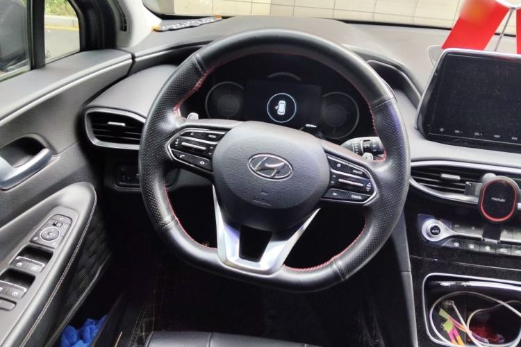 Used Hyundai Santa Fe 2020 380 TGDi Automatic Two-Wheel Drive GLS Luxury Edition Steering Wheel