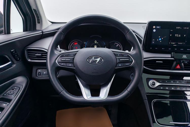 Used Hyundai Santa Fe 2020 380 TGDi Automatic Two-Wheel Drive DLX Prestige Edition Steering Wheel