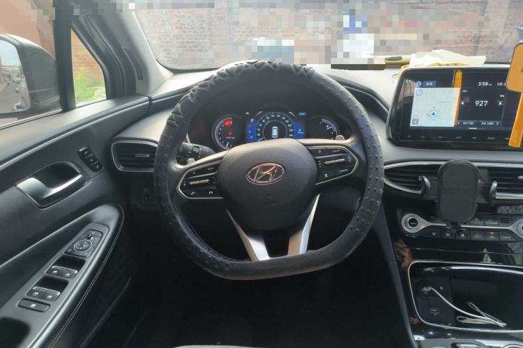 Used Hyundai Santa Fe 2020 380 TGDi Automatic All-Wheel Drive DLX HTRAC Prestige PLUS Steering Wheel