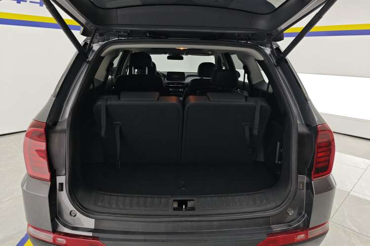Used Hyundai Santa Fe 2020 380 TGDi Automatic Two-Wheel Drive GLS Luxury Edition Trunk