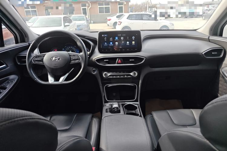 Used Hyundai Santa Fe 2020 380 TGDi Automatic Two-Wheel Drive GLS Luxury Edition Center Console