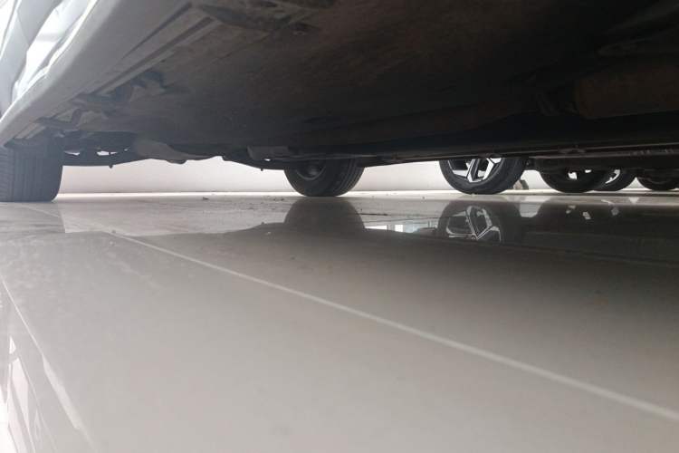 Used Hyundai Santa Fe 2020 380 TGDi Automatic Two-Wheel Drive GL Elite Edition Chassis Front Right