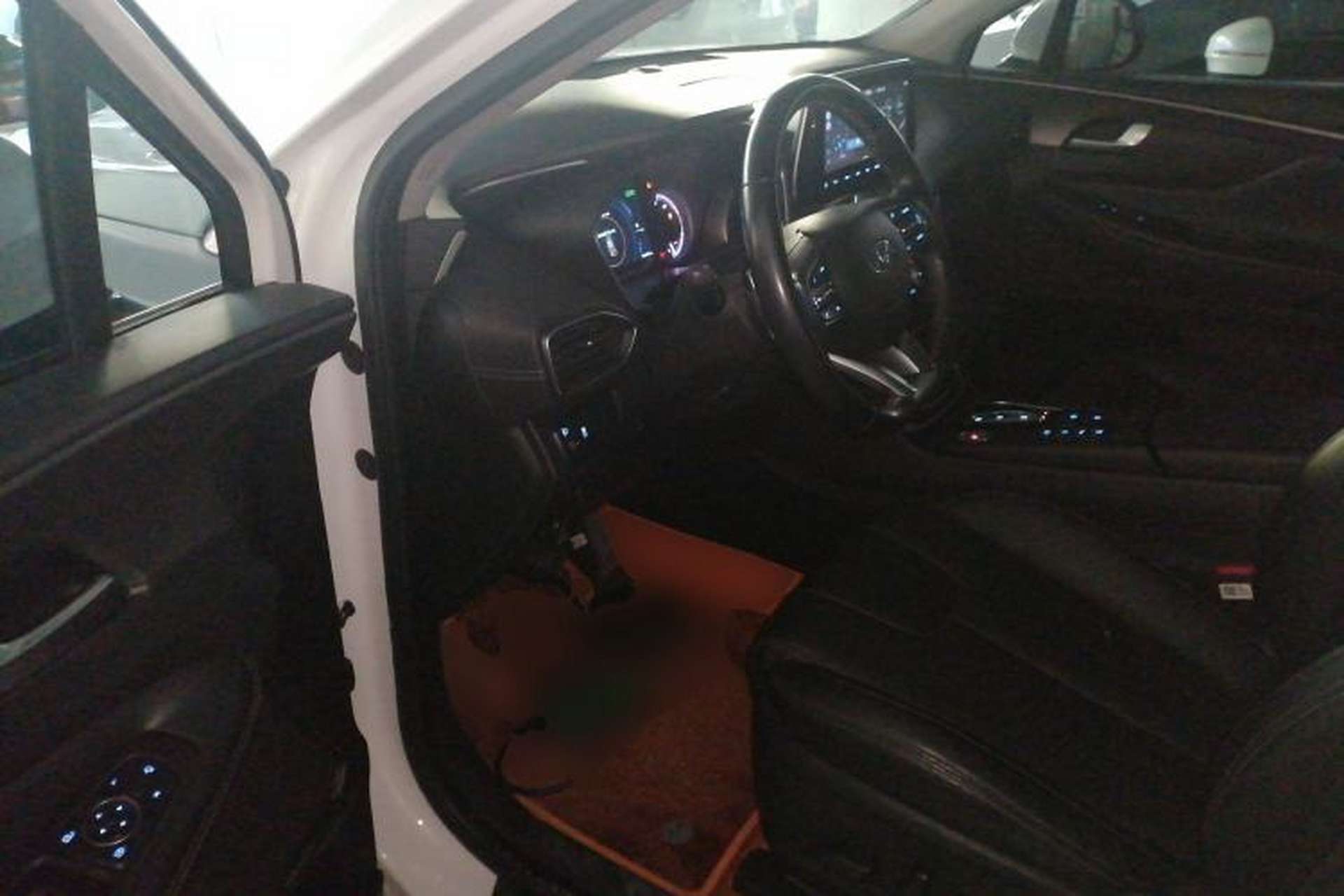 Used Hyundai Santa Fe 2020 380 TGDi Automatic Two-Wheel Drive GLS Luxury Edition Driver Seat