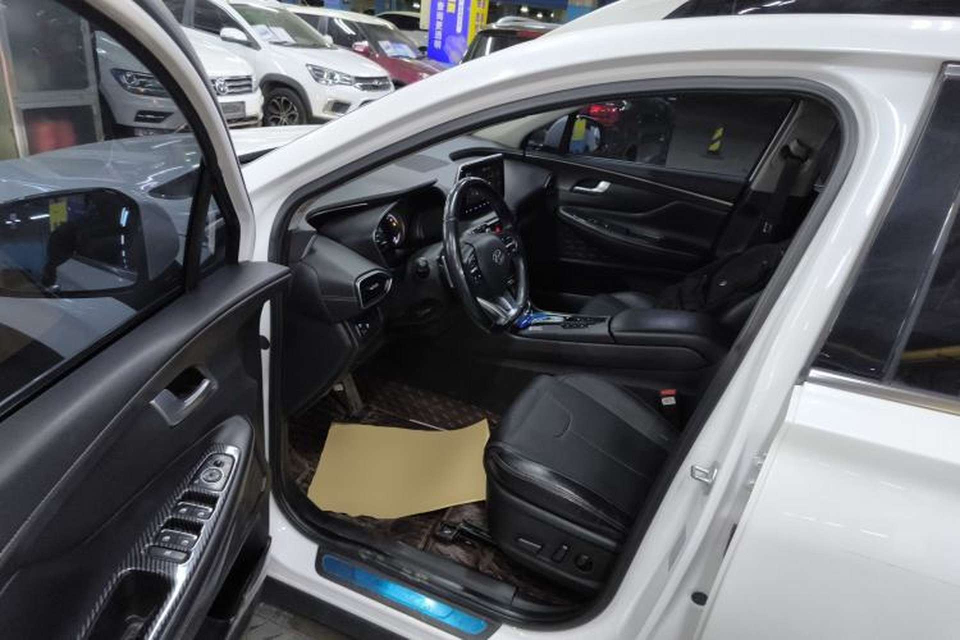 Used Hyundai Santa Fe 2020 380 TGDi Automatic Two-Wheel Drive GLS Luxury Edition Driver Seat