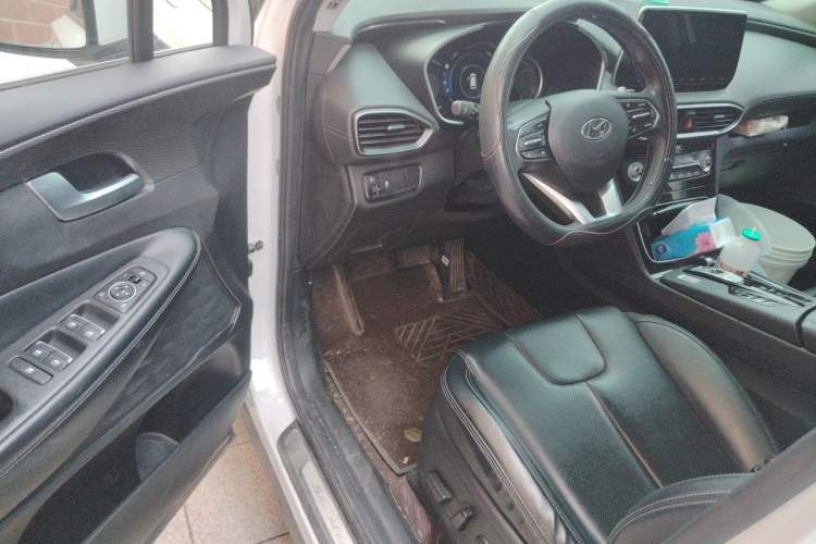 Used Hyundai Santa Fe 2020 380 TGDi Automatic Two-Wheel Drive GLS Luxury Edition Driver Seat