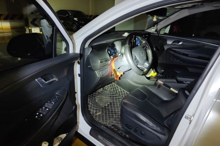Used Hyundai Santa Fe 2020 380 TGDi Automatic Two-Wheel Drive GLS Luxury Edition Driver Seat