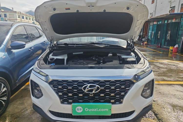 Used Hyundai Santa Fe 2020 380 TGDi Automatic All-Wheel Drive DLX HTRAC Prestige PLUS Engine Bay