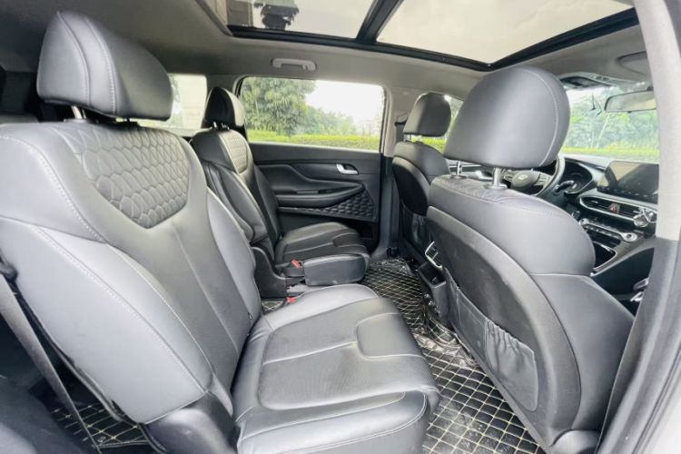 Used Hyundai Santa Fe 2020 380 TGDi Automatic Two-Wheel Drive GLS Luxury Edition Exterior 1