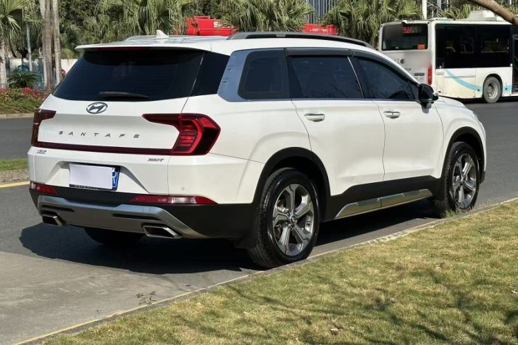 Used Hyundai Santa Fe 2020 380 TGDi Automatic Two-Wheel Drive GLS Luxury Edition Exterior 5