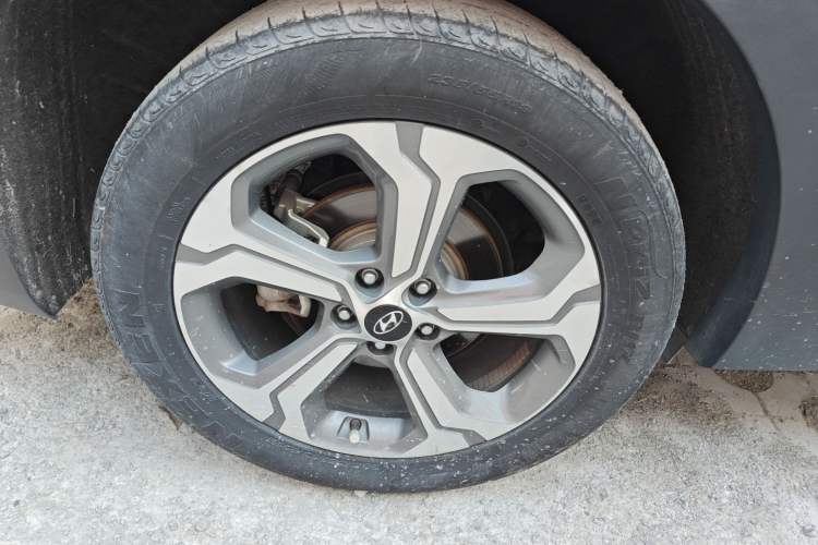 Used Hyundai Santa Fe 2020 380 TGDi Automatic Two-Wheel Drive GLS Luxury Edition Exterior 8