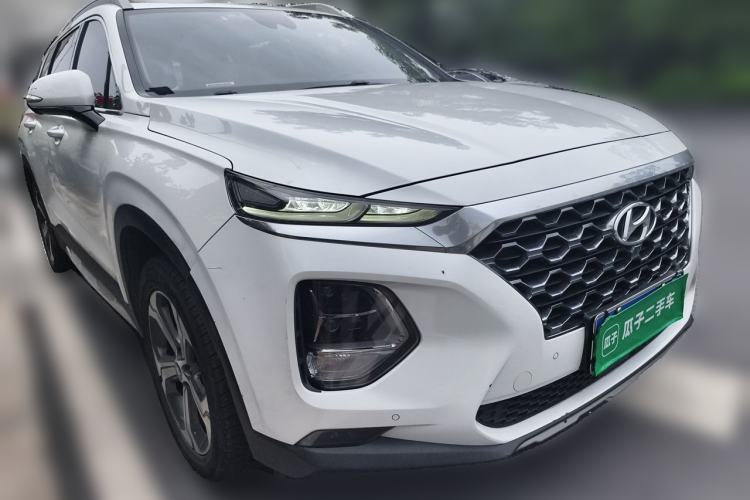 Used Hyundai Santa Fe 2020 380 TGDi Automatic Two-Wheel Drive DLX Prestige Edition PLUS Front Right 45 Deg