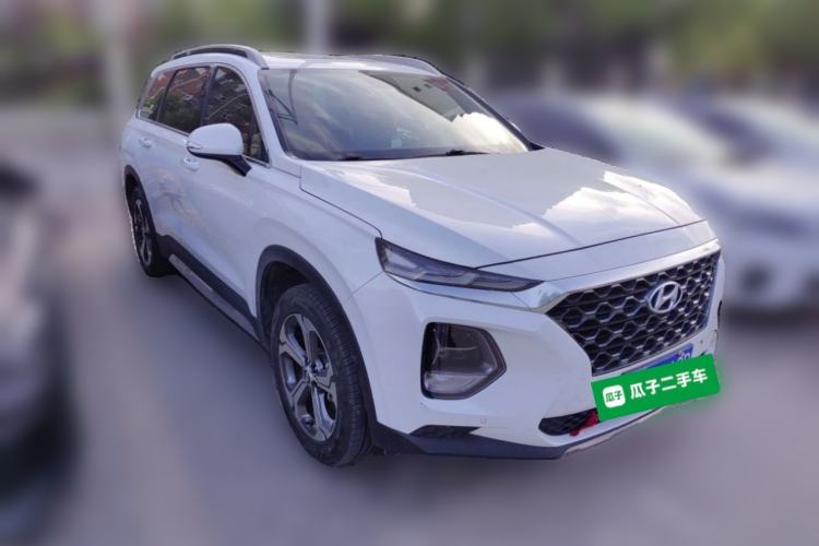 Used Hyundai Santa Fe 2020 380 TGDi Automatic Two-Wheel Drive GLS Luxury Edition Front Right 45 Deg