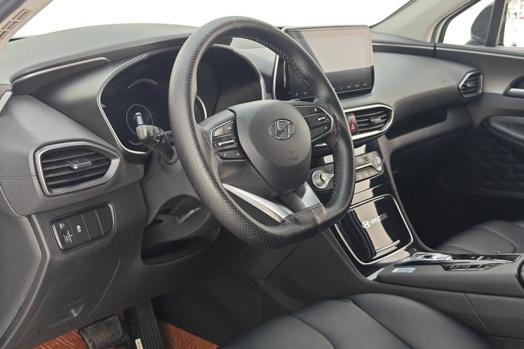 Used Hyundai Santa Fe 2020 380 TGDi Automatic Two-Wheel Drive GL Elite Edition Interior 10