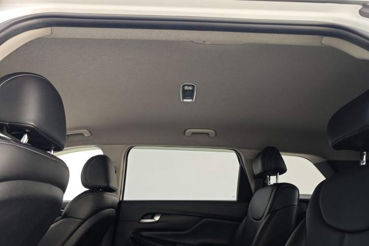 Used Hyundai Santa Fe 2020 380 TGDi Automatic Two-Wheel Drive GL Elite Edition Interior 6