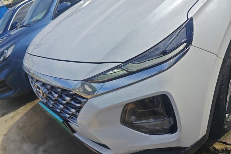 Used Hyundai Santa Fe 2020 380 TGDi Automatic All-Wheel Drive DLX HTRAC Prestige PLUS Left Front Headlight