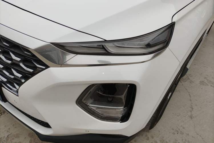 Used Hyundai Santa Fe 2020 380 TGDi Automatic All-Wheel Drive DLX HTRAC Prestige PLUS Left Front Headlight
