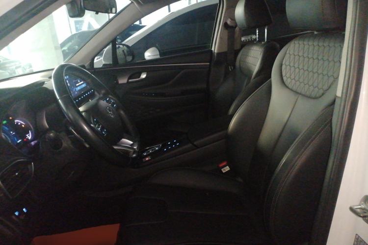 Used Hyundai Santa Fe 2020 380 TGDi Automatic Two-Wheel Drive GLS Luxury Edition Left Front Seat