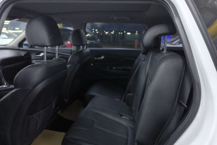 Used Hyundai Santa Fe 2020 380 TGDi Automatic Two-Wheel Drive GLS Luxury Edition Left Rear Seat