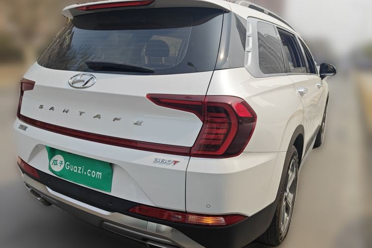 Used Hyundai Santa Fe 2020 380 TGDi Automatic Two-Wheel Drive GLS Luxury Edition Rear Right 45 Deg