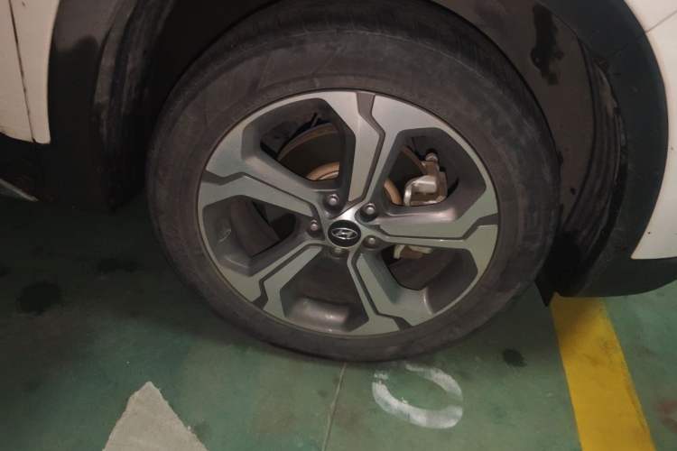 Used Hyundai Santa Fe 2020 380 TGDi Automatic Two-Wheel Drive GLS Luxury Edition Right Front Wheel Hub