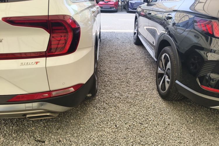 Used Hyundai Santa Fe 2020 380 TGDi Automatic Two-Wheel Drive GLS Luxury Edition Right Rear Taillight