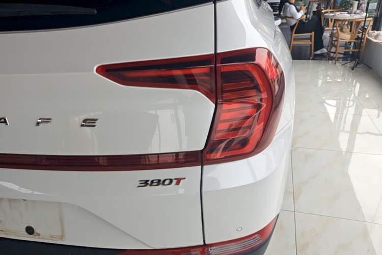 Used Hyundai Santa Fe 2020 380 TGDi Automatic Two-Wheel Drive GLS Luxury Edition Right Rear Taillight