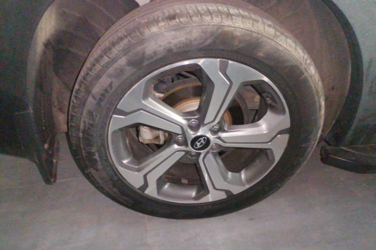 Used Hyundai Santa Fe 2020 380 TGDi Automatic Two-Wheel Drive GLS Luxury Edition Right Rear Wheel Hub