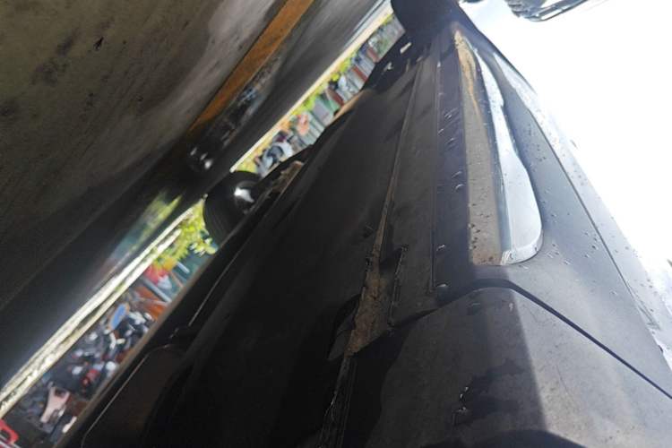 Used Hyundai Santa Fe 2020 380 TGDi Automatic All-Wheel Drive DLX HTRAC Prestige PLUS Right Side Sill