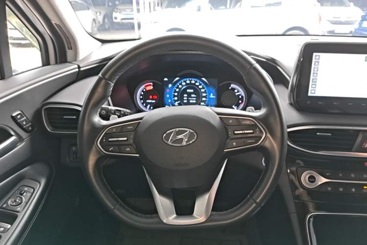 Used Hyundai Santa Fe 2020 380 TGDi Automatic All-Wheel Drive DLX HTRAC Prestige PLUS Steering Wheel