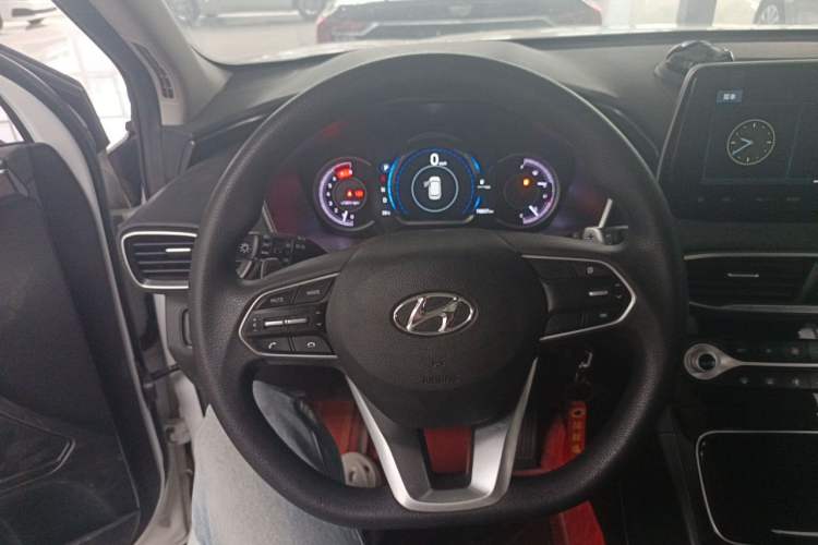 Used Hyundai Santa Fe 2020 380 TGDi Automatic Two-Wheel Drive GL Elite Edition Steering Wheel